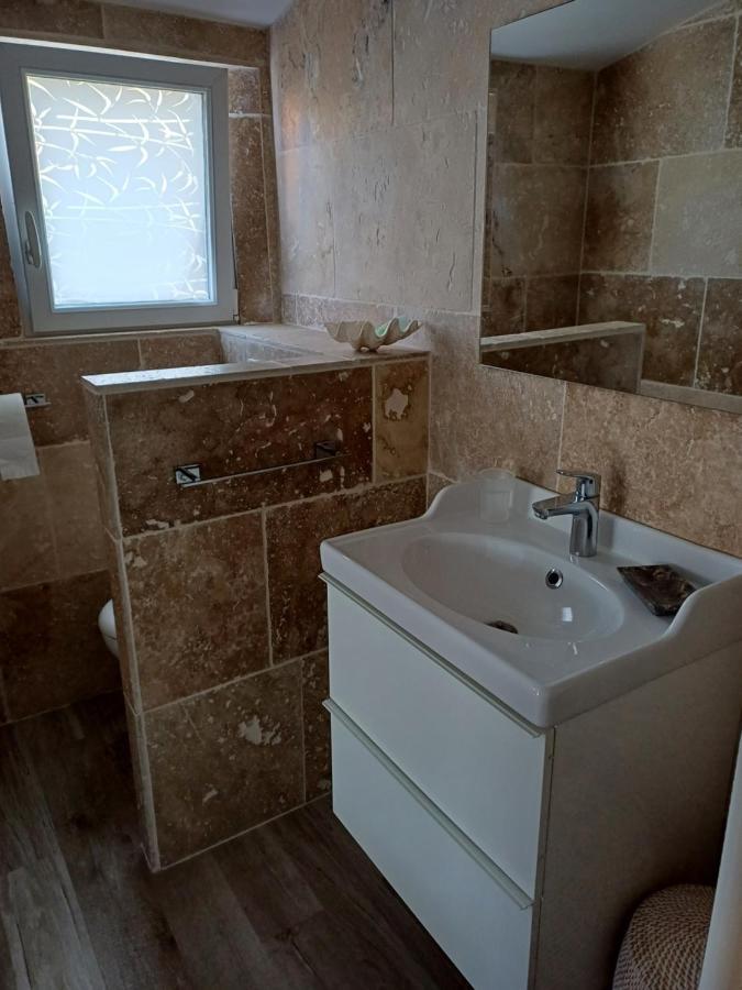 Margaux Bed & Breakfast Le Plan-de-la-Tour Bagian luar foto
