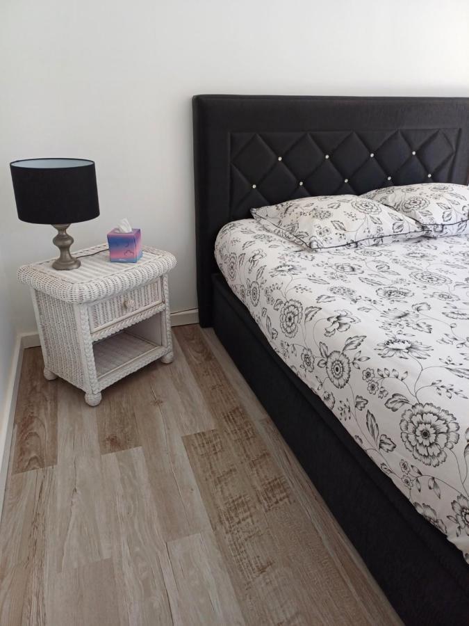 Margaux Bed & Breakfast Le Plan-de-la-Tour Bagian luar foto